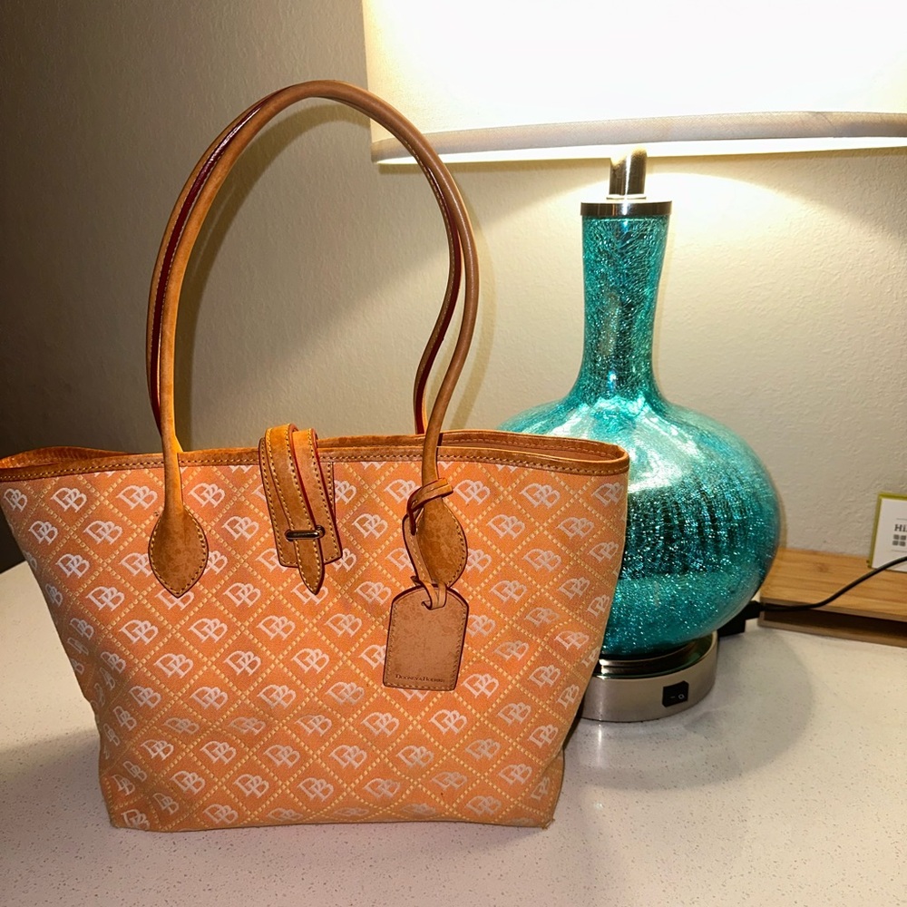 Vintage Dooney and Bourke Handbag